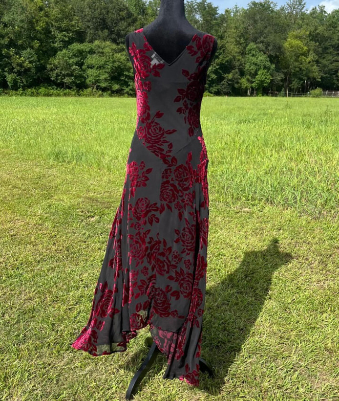 لباس مجلسی حریر گل برجسته