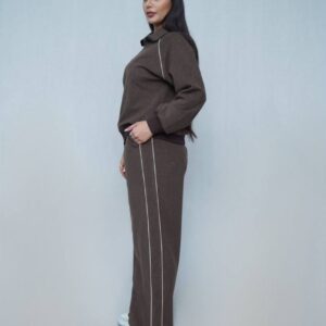 ست فوتر لامر اهورا | سویشرت کوتاه و شلوار قد ۱۱۰ | گرم و شیک برای پاییز و زمستان