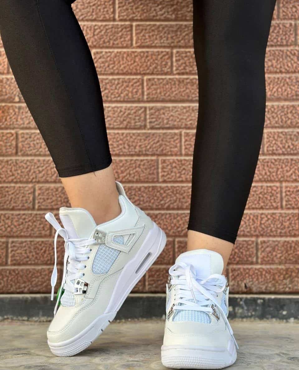 کتونی نایک ایر جردن ۴ رترو سفید Nike Air Jordan 4 Retro زنانه