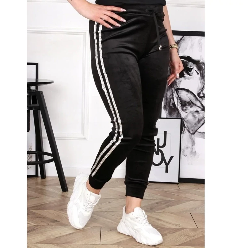 شلوار زنانه مخمل خطدار