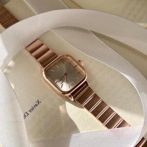 ساعت مربع رزگلد