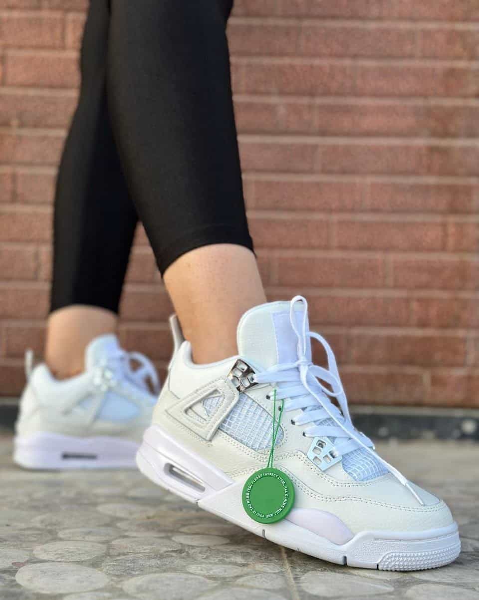 کتونی نایک ایر جردن ۴ رترو سفید Nike Air Jordan 4 Retro زنانه